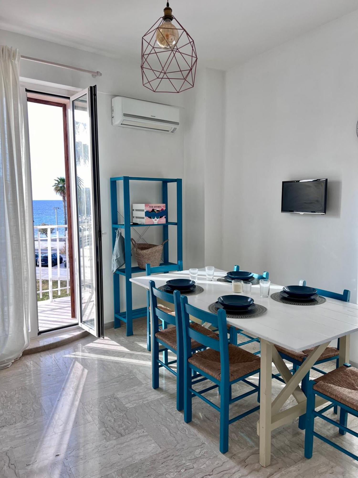 Maris Apartment By Tenuta Pinto Mola di Bari Exterior photo